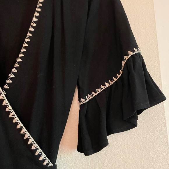 Moon River Blanket Stitch Linen Blend Black and Cream Ruffled Wrap Mini Dress 🖤🤍 - Picture 5 of 7